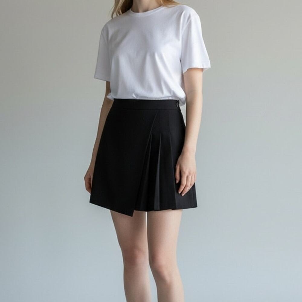 Aqua Asymmetric Pleated Mini Skort NWT Women's Sz L Black Dark Academia Y2K